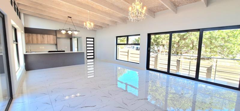 3 Bedroom Property for Sale in Hartenbos Heuwels Western Cape
